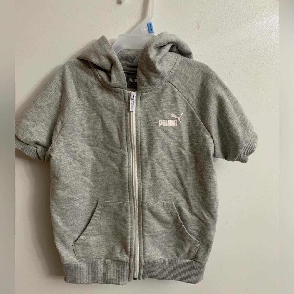 Puma short sweatshirt 5 years